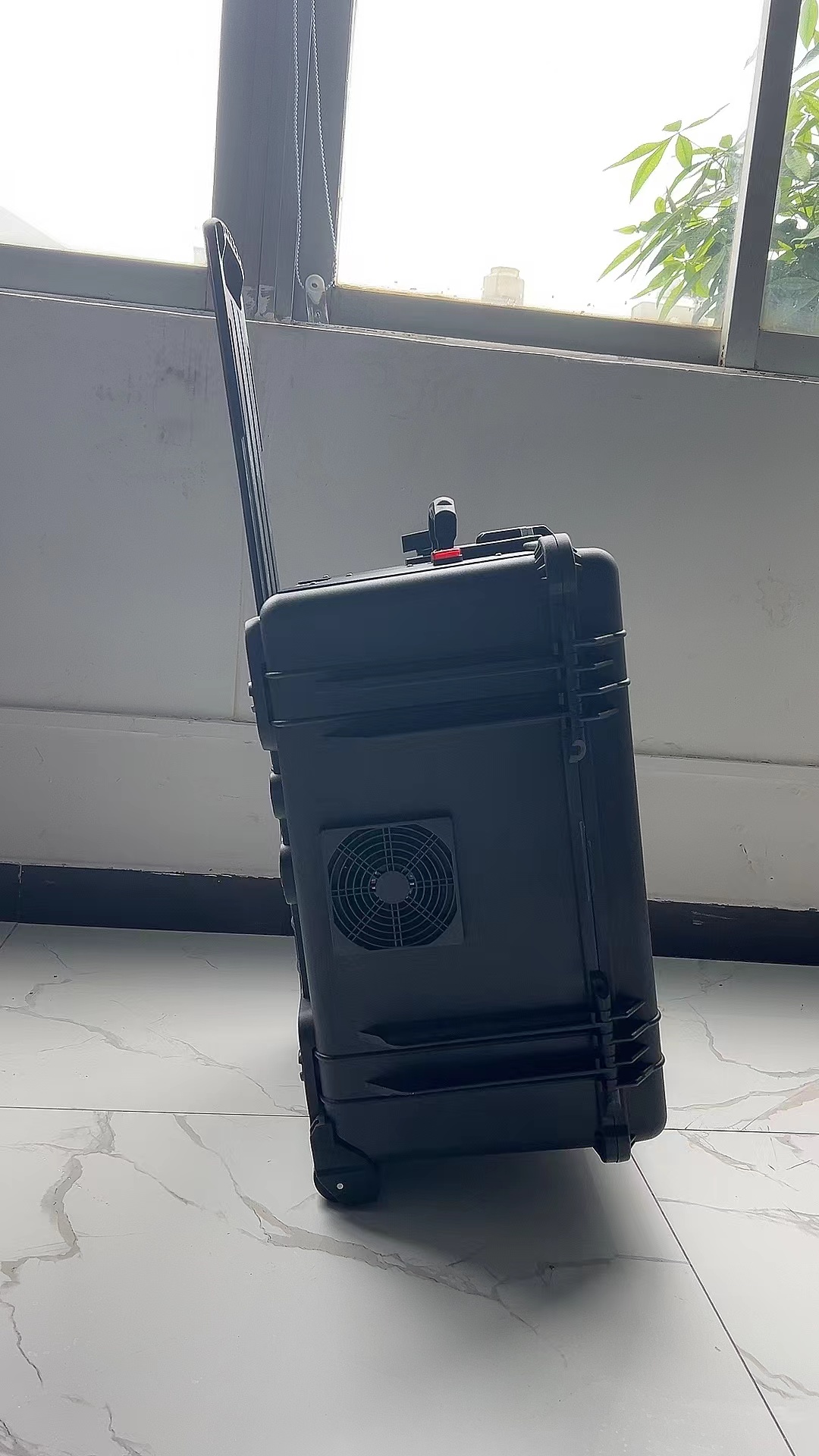 曲沃手拉箱型移动通信干扰器